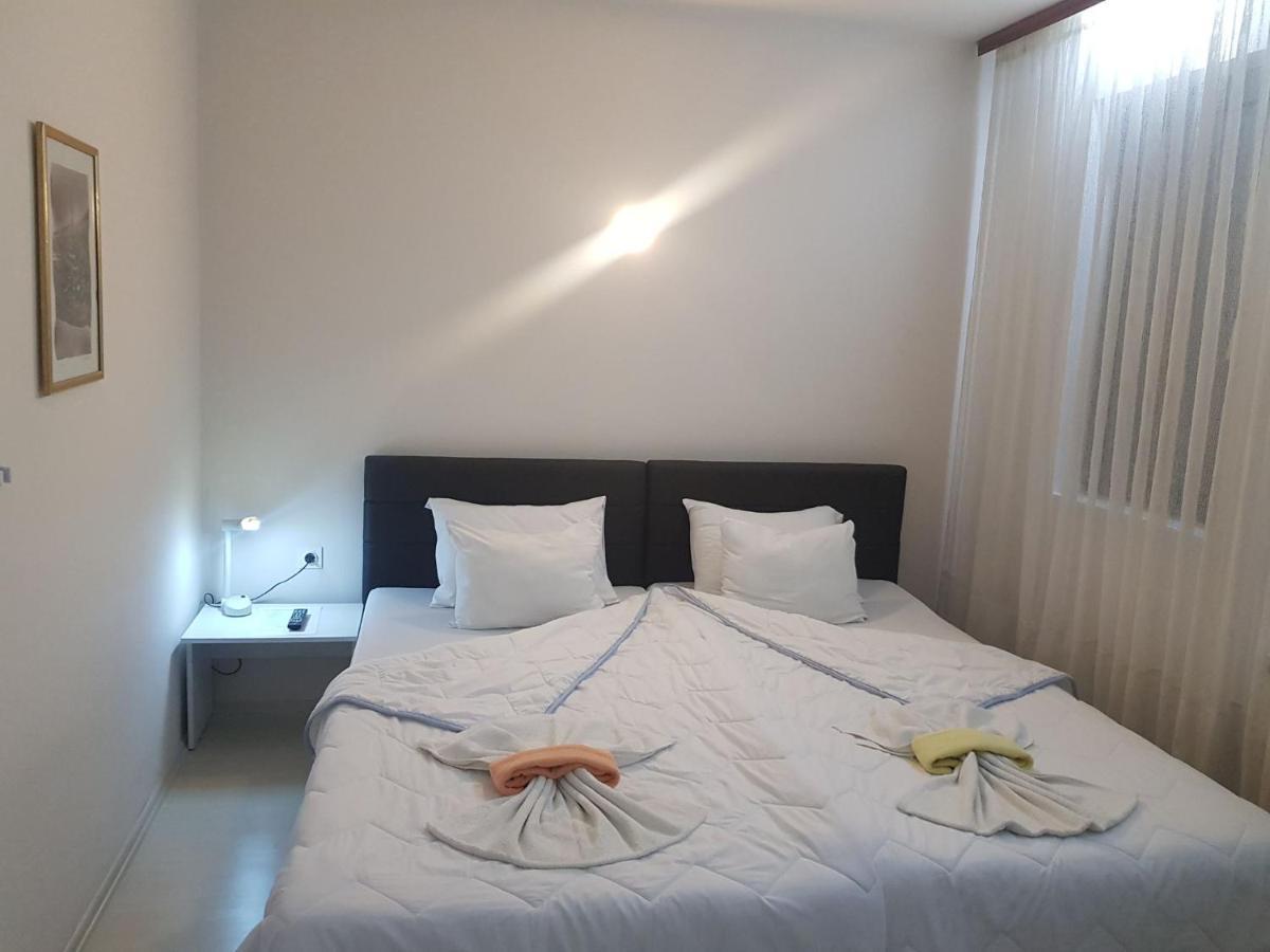 Villa Amsterdam Ohri Dış mekan fotoğraf
